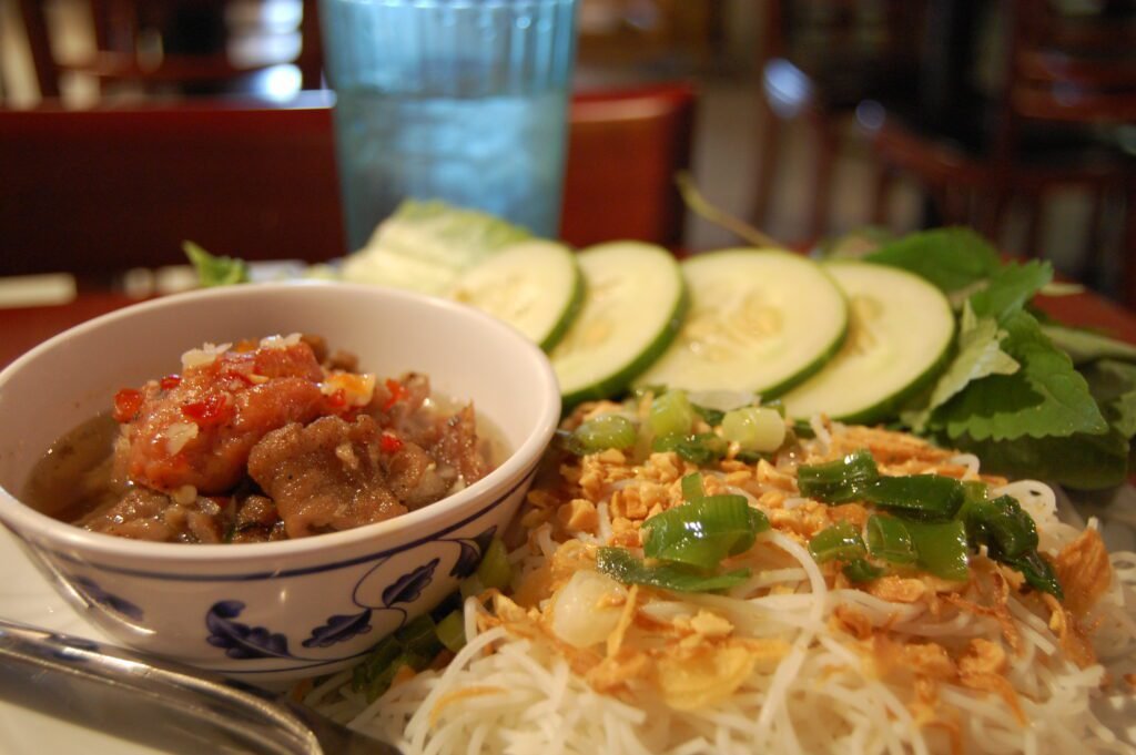 Bún_chả_Vietnamese_food