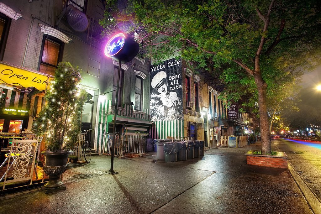 a restaurant in usa in night